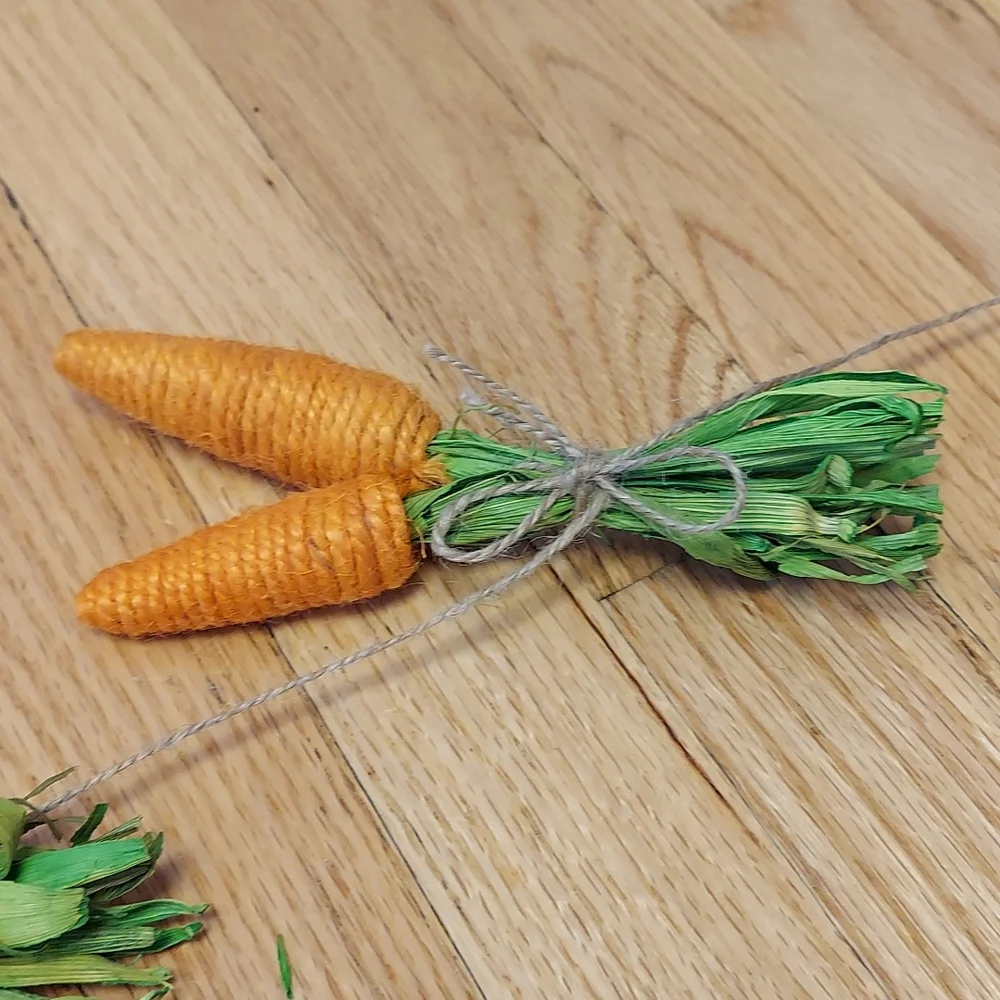 Easter decor ( carrots ) garland